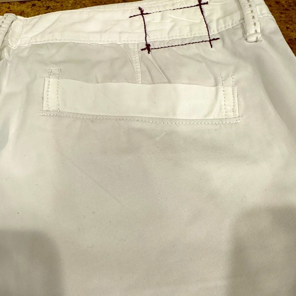 Z-BRAND WOMENS WHITE COTTON KNEE LENGTH SHORTS WITH STITCH DETAILING IN SIZE 28 - Picture 5 of 13